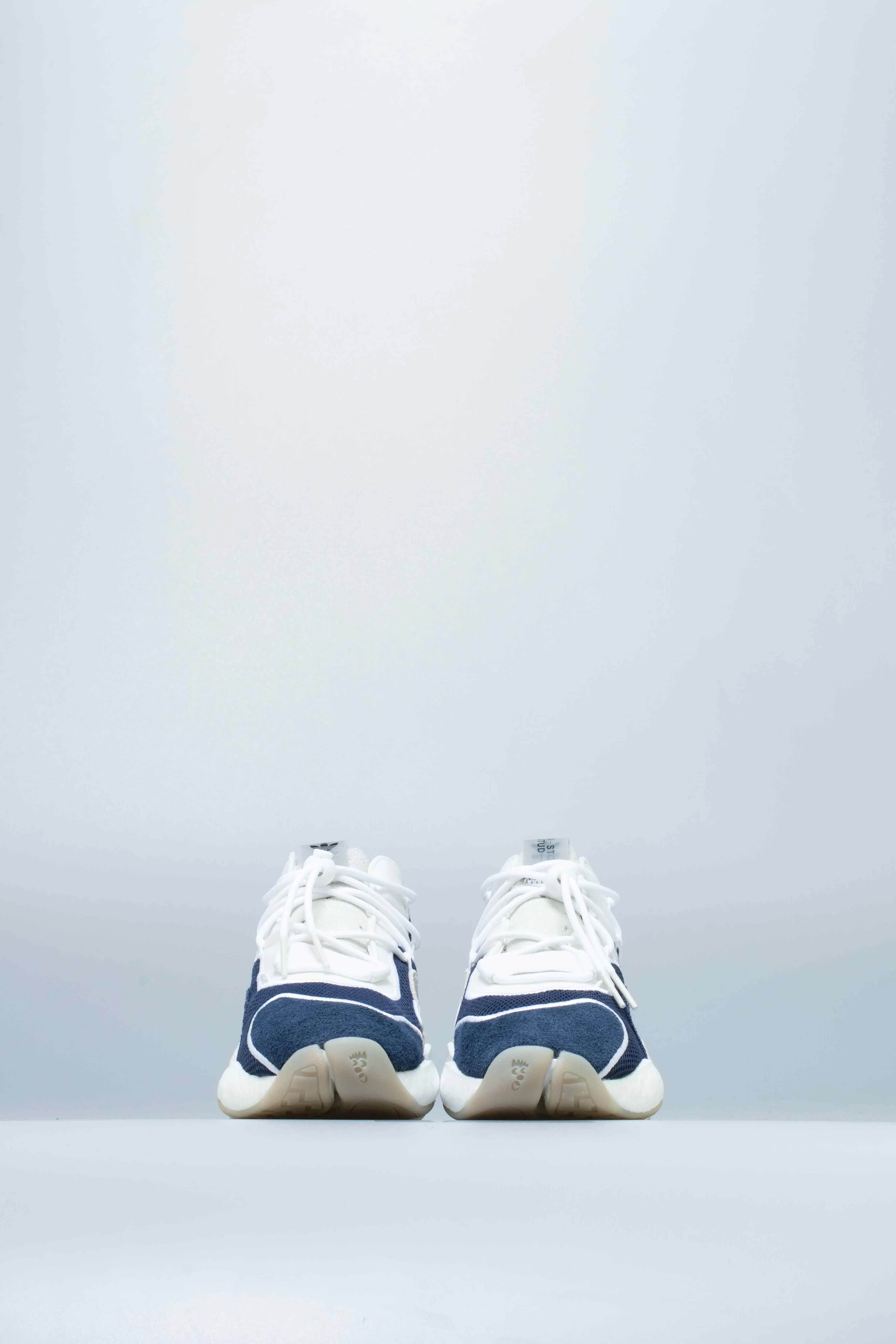 Crazy BYW Lvl 1 X Bristol Mens Shoe - Navy/Cloud White/Feather White